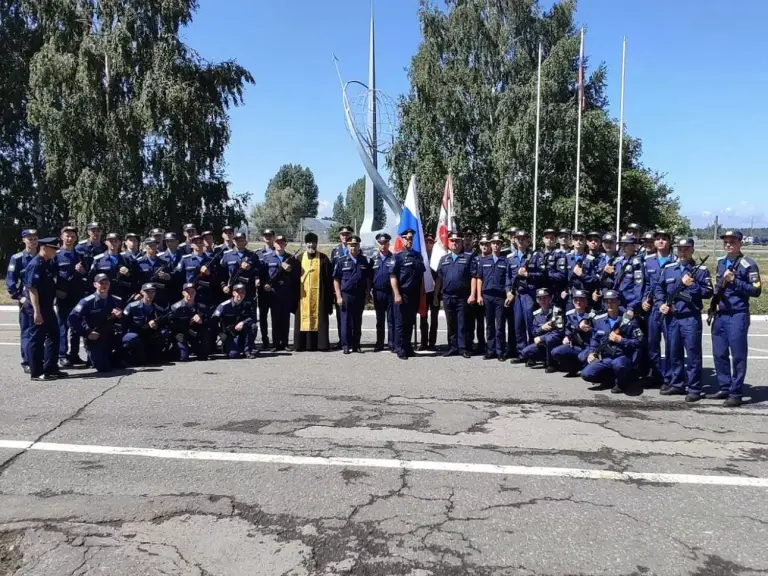 Священник поздравил курсантов с принятием присяги