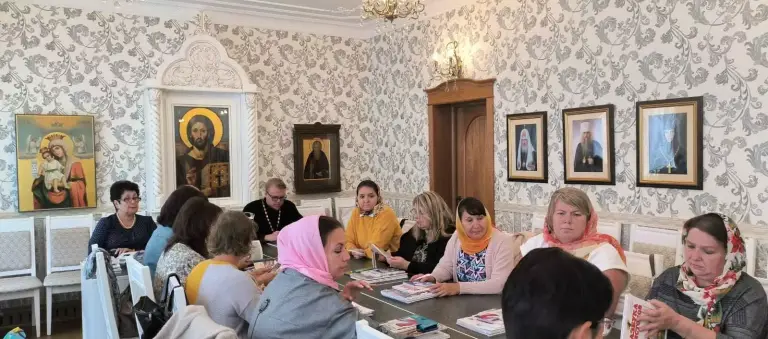В Спасском женском монастыре прошел круглый стол для педагогов
