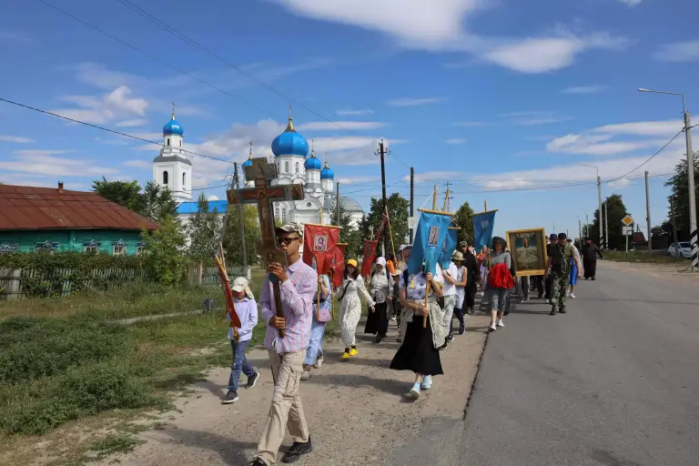 В Симбирской епархии начался многодневный крестный ход к Никольской горе