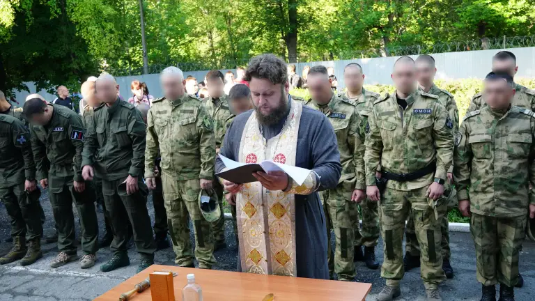 Для сотрудников специальных подразделений был совершен молебен
