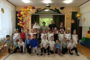 Священник поздравил воспитанников детского сада с праздником Рождества Пресвятой Богородицы