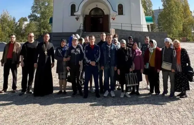 Воспитанники реабилитационного центра «Подсолнух» посетили Андреевский храм