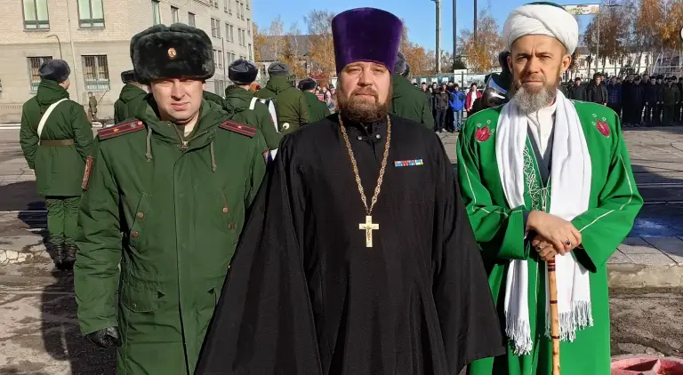Руководитель отдела принял участие в военно-патриотической акции «День призывника»