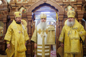 Божественная литургия в Свято-Троицком кафедральном соборе г. Барыш