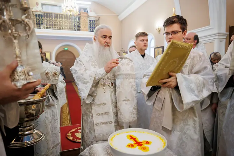 Божественная литургия в храме во имя Предтечи и Крестителя Господня Иоанна г. Ульяновска