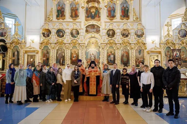 В Спасо-Вознесенском соборе совершен молебен для студентов и преподавателей ульяновских ВУЗов