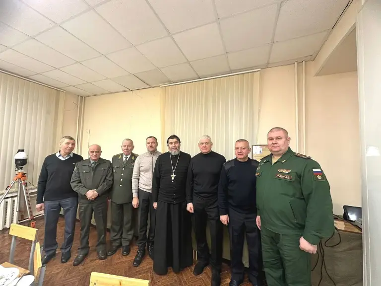 Священник поздравил курсантов МРУЦ с принятием воинской присяги