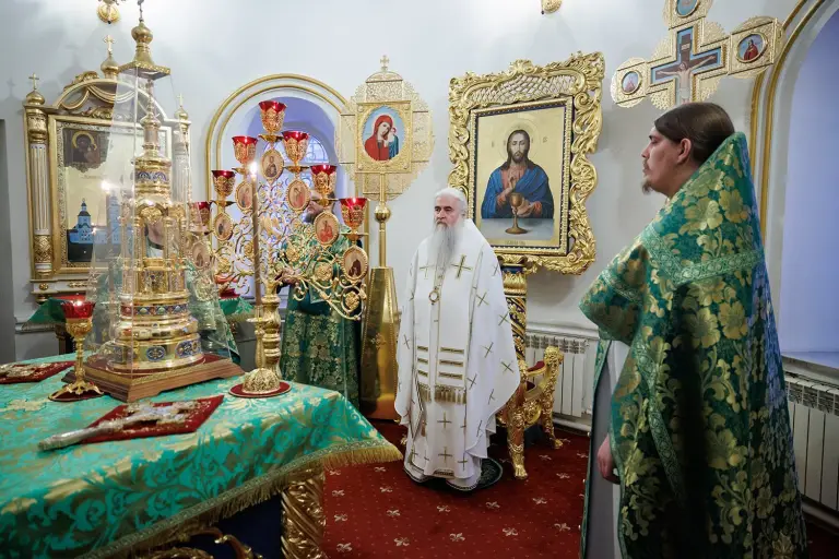 Божественная литургия в Спасо-Вознесенском кафедральном соборе г. Ульяновска
