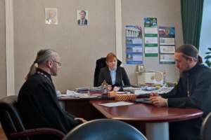 Секретарь Симбирской епархии встретился с министром здравоохранения