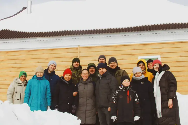 Православная молодежь организовала трудовую поездку в с. Березовка