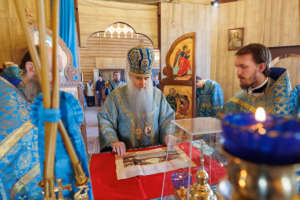 Божественная литургия в храме в честь Казанской иконы Божией Матери г. Ульяновска