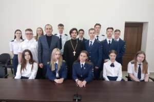 Священник провел встречу со студентами УИГА