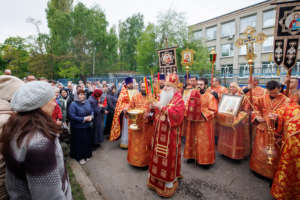 Божественная литургия в храме в честь иконы Божией Матери «Неупиваемая Чаша» г. Ульяновска