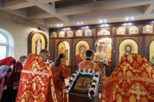 Божественная литургия в храме во имя святого великомученика Георгия Победоносца г. Ульяновска