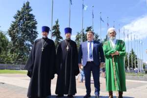 Священники Симбирской епархии приняли участие в мероприятии, посвященном Дню России