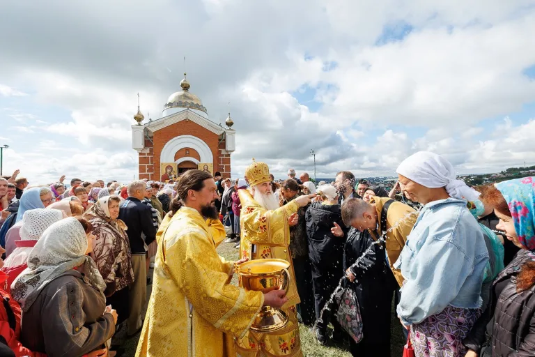 В день рождества святителя Николая состоялось богослужение на Никольской горе в р.п. Сурское