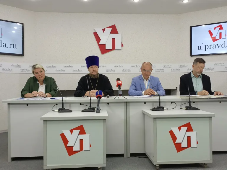 Участники пресс-конференции рассказали о программе празднования дня города и 200-летия Троицкого собора