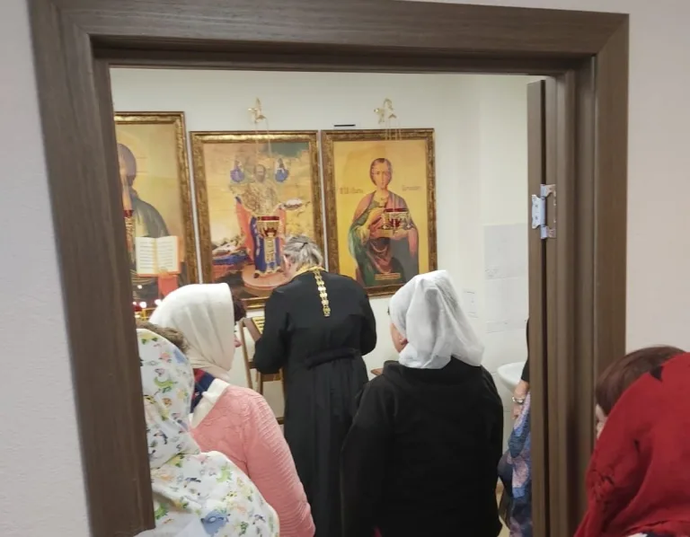 Совершен молебен в молитвенной комнате реабилитационного центра им. Чучкалова