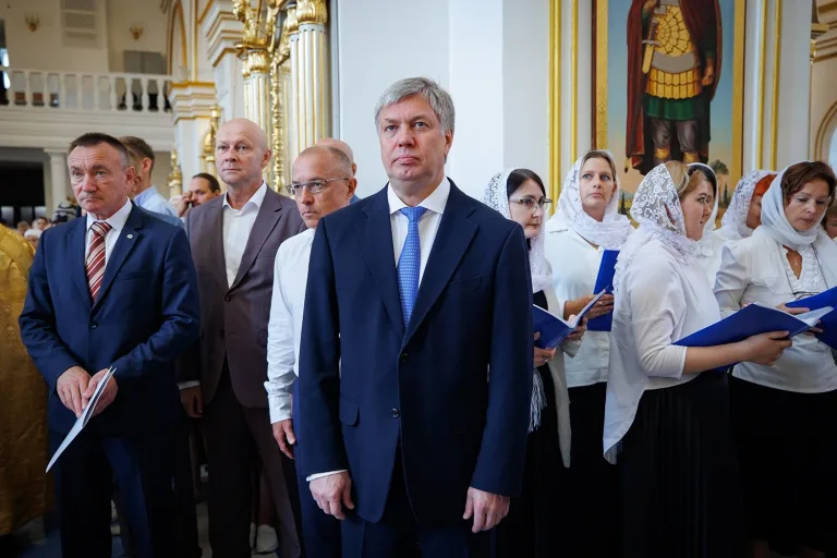 Губернатор Ульяновской области поздравил православных христиан с днем Казанской иконы Божией Матери