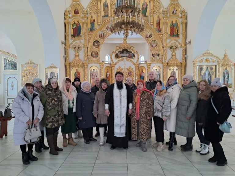 Священник встретился с матерями погибших бойцов