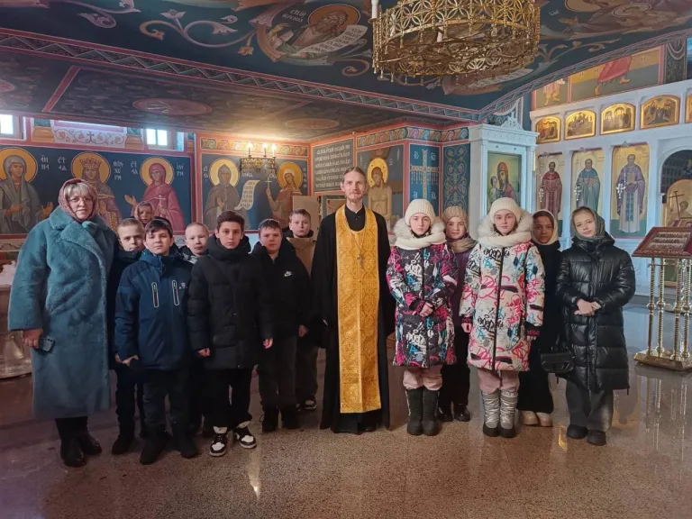 Школьники посёлка Пригородный посетили Спасский монастырь