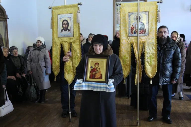 В день Иверской иконы Спасский женский монастырь отметил престольный праздник