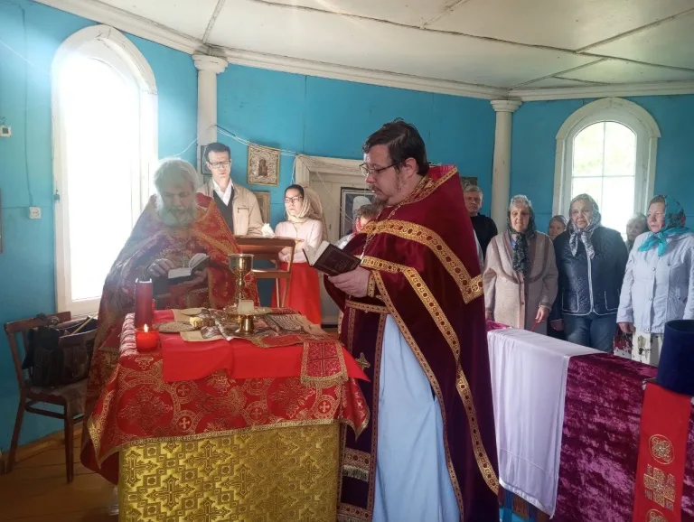 В часовне села Степное Анненково впервые совершена Божественная литургия