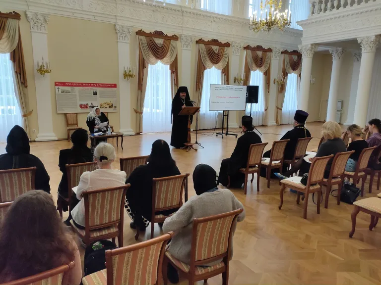 Прошла научно-познавательная конференция, посвященная памяти великого архидиакона Константина Розова
