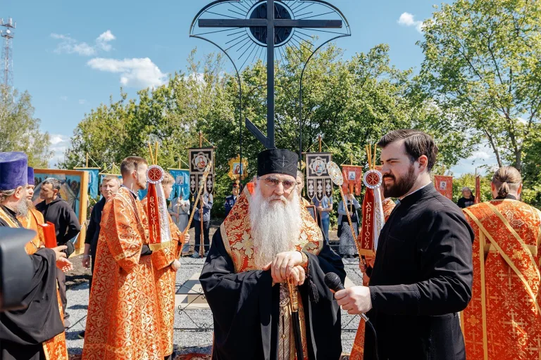 В Симбирской епархии начался многодневный Никольский крестный ход