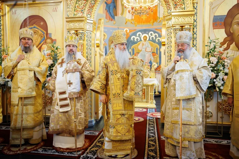 В честь Спаса Нерукотворного: освящен главный храм Симбирского Спасского монастыря