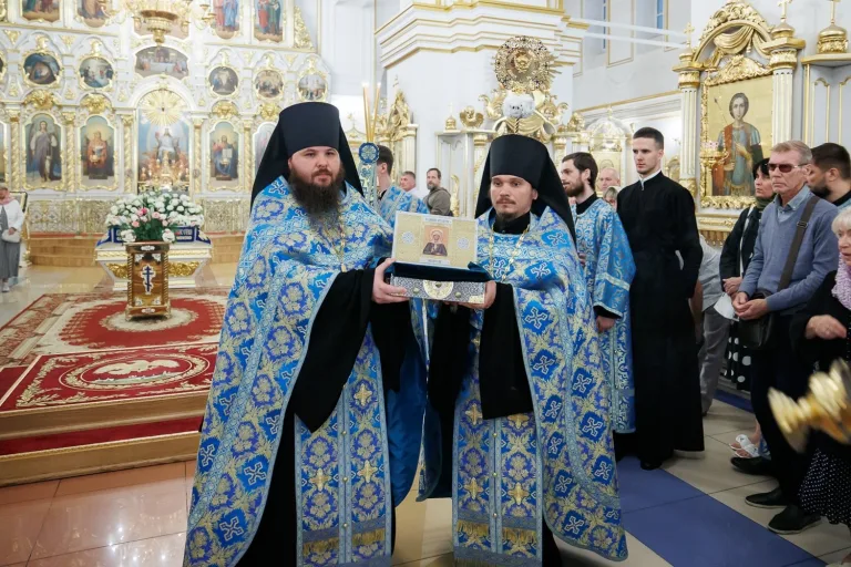 В Ульяновске святой Матроне Московской поклонились более 24 000 человек