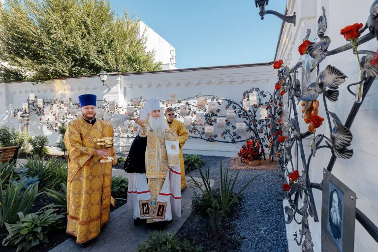 В Спасском монастыре открыт мемориал памяти насельниц, пострадавших во время гонений