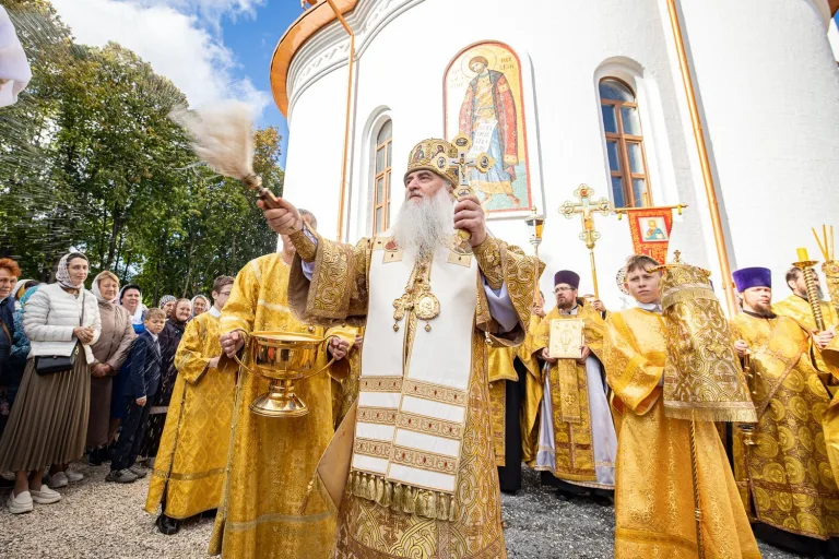 Украшение города, памятник Александру Невскому: храм в Засвияжье отметил престольный праздник