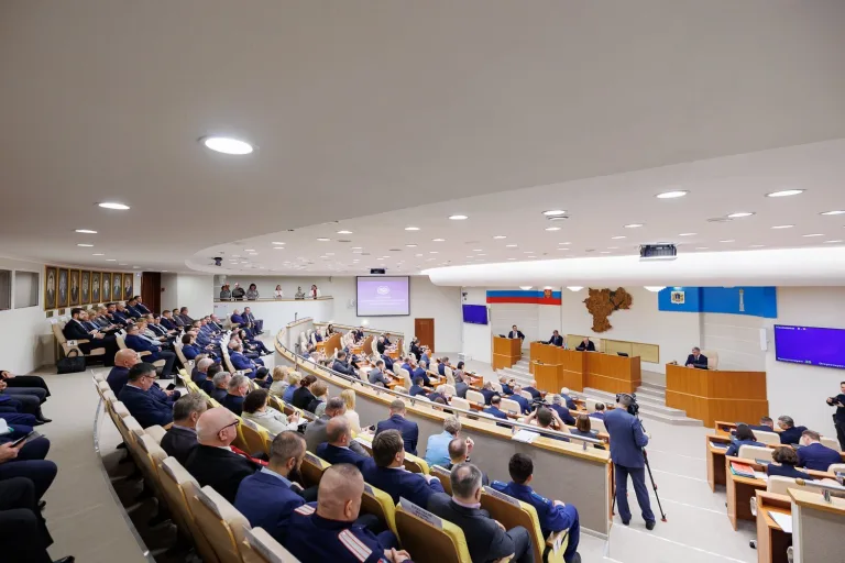 Митрополит Лонгин принял участие в заседании Законодательного собрания Ульяновской области