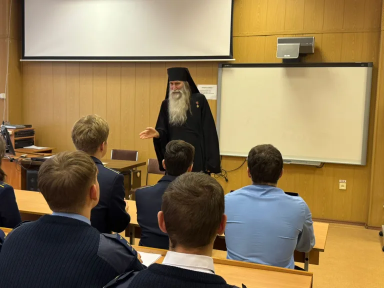 ‎В Симбирской епархии с визитом побывал Герой Советского Союза монах Киприан (Бурков)