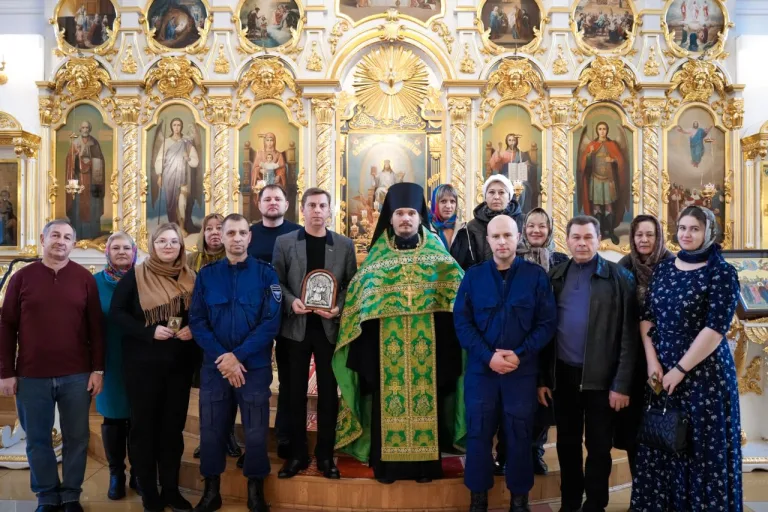 В Спасо-Вознесенском кафедральном соборе совершен молебен для сотрудников Управления спецсвязи