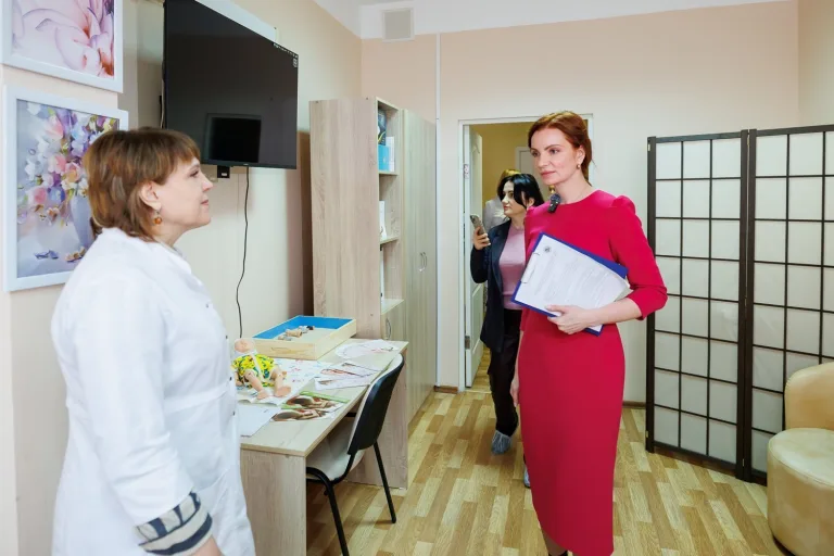 Президент фонда «Женщины за жизнь» Наталья Москвитина осуществила общественный контроль женских консультаций Ульяновска