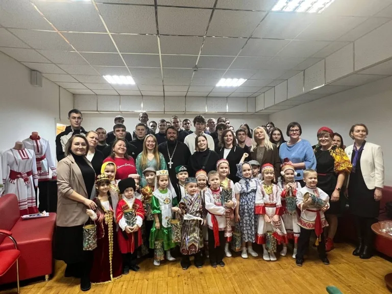 Поддержка семьи и традиционных ценностей: в Ульяновске проходит Демографический форум ‎