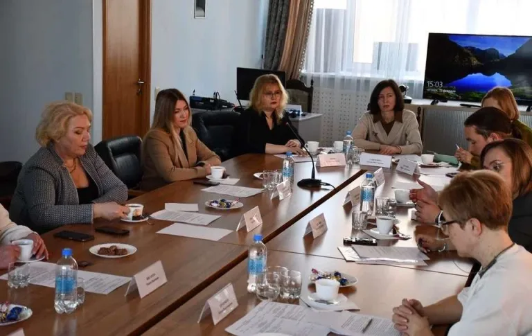В Ульяновске проходит обсуждение проекта о запрете склонения к аборту