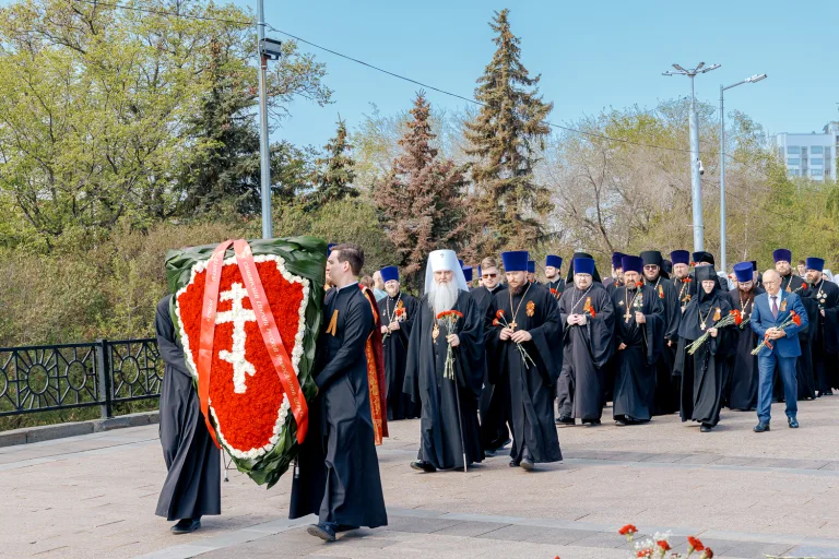 Духовенство епархии почтило память героев, павших за освобождение и независимость Родины
