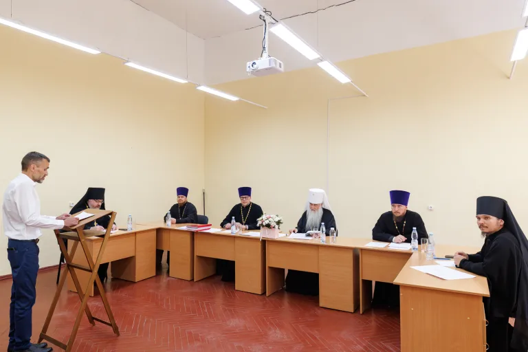 Студенты пастырского отделения ЦПЦС защитили выпускные работы