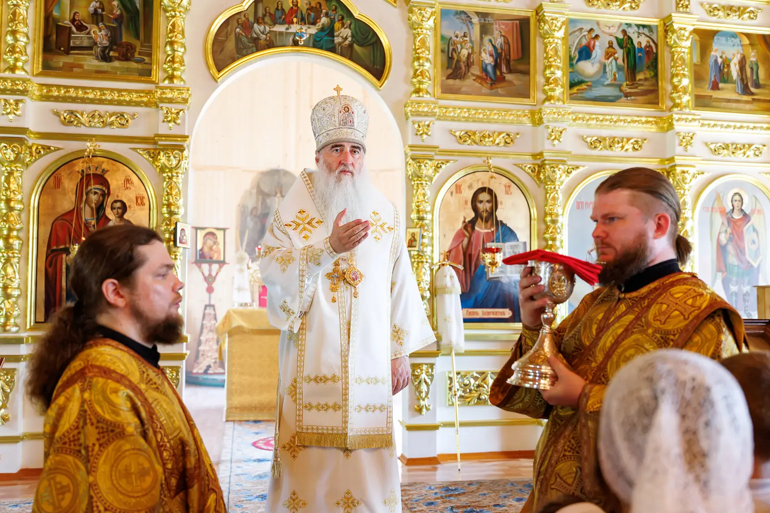 Божественная литургия в храме во имя Архистратига Божия Михаила с. Еделево