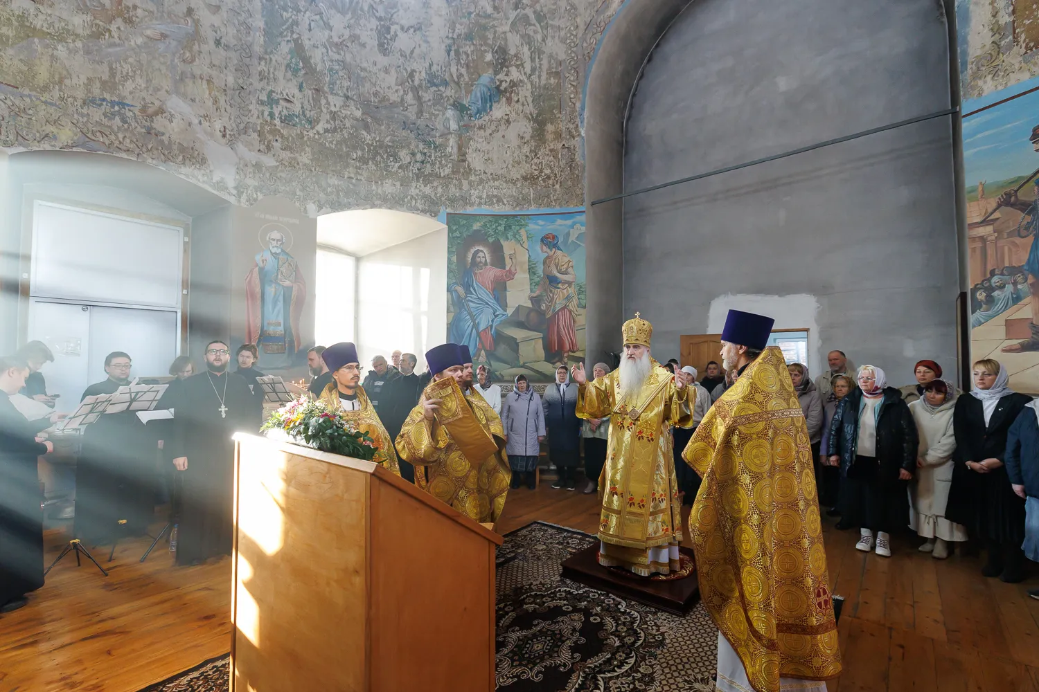Божественная литургия в храме Казанской иконы Божией Матери с. Елшанка