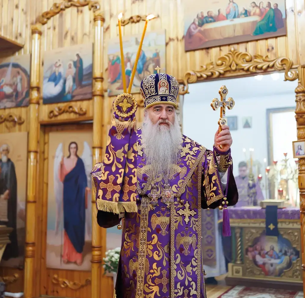 Божественная литургия в храме в честь Святой Живоначальной Троицы р. п. Цильна