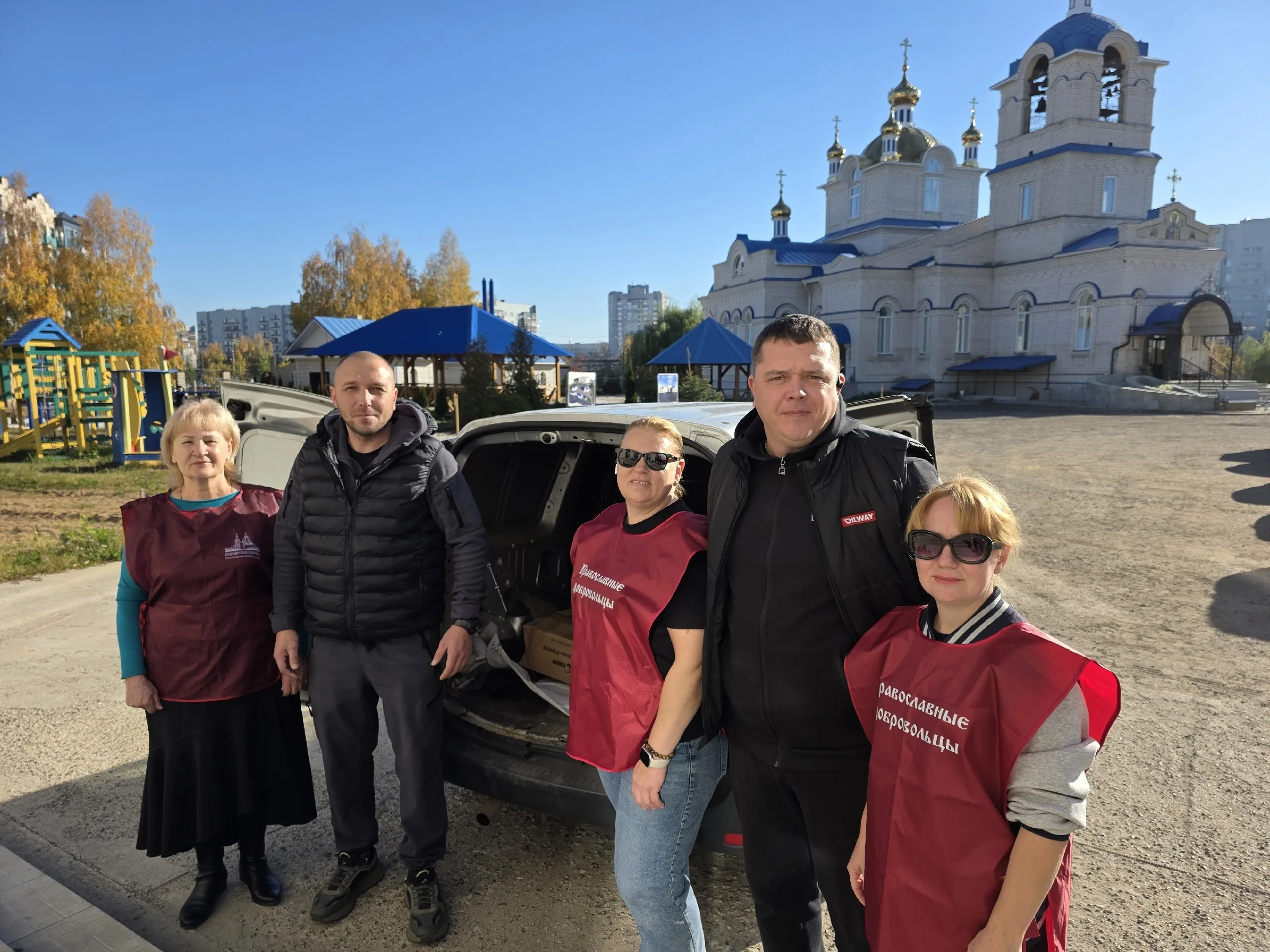 Добровольцы Никольского храма передали гуманитарную помощь в зону проведения СВО