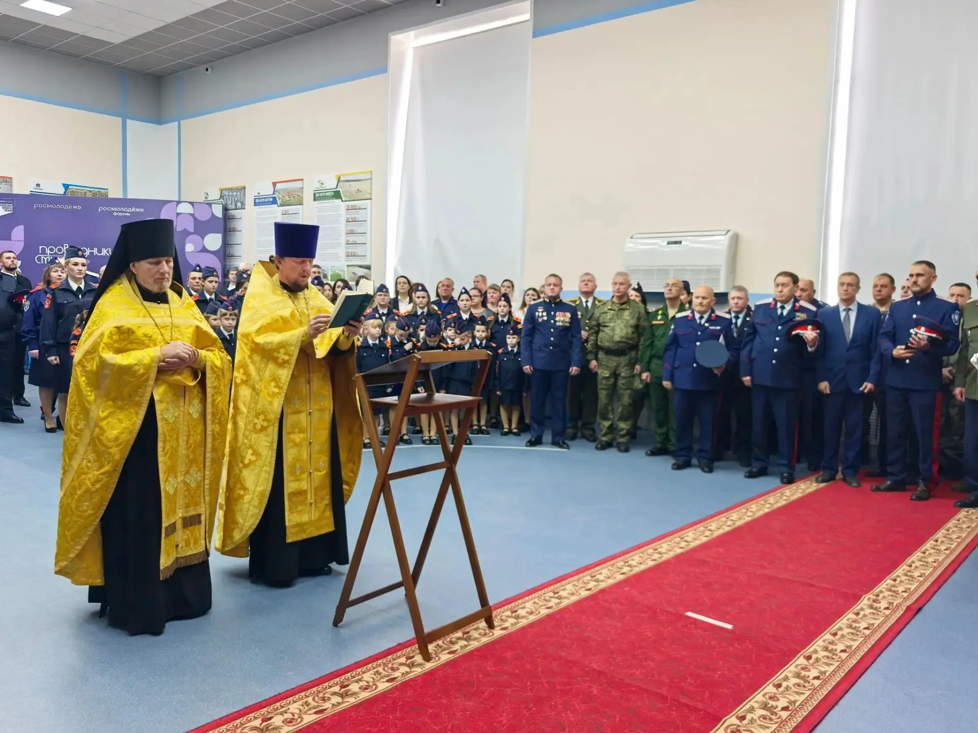 Торжественная церемония присяги на верность казачеству состоялась в р.п. Новоспасское