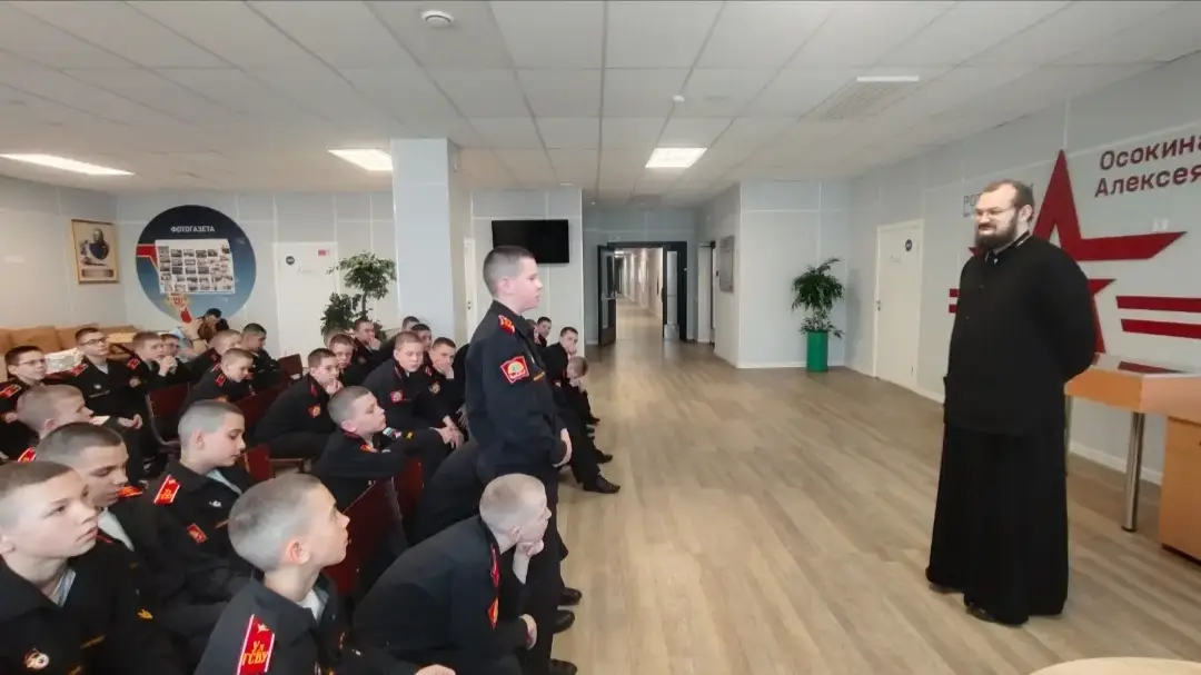 В УГСВУ прошла беседа о христианском и воинском послушании